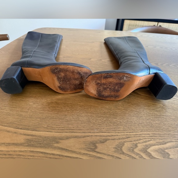 Vince knee high boots, only worn once, very comfortable - Picture 5 of 9